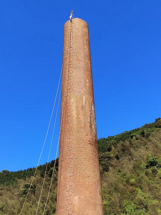吕梁拆除烟囱公司:专业,高效,为城市环境贡献力量